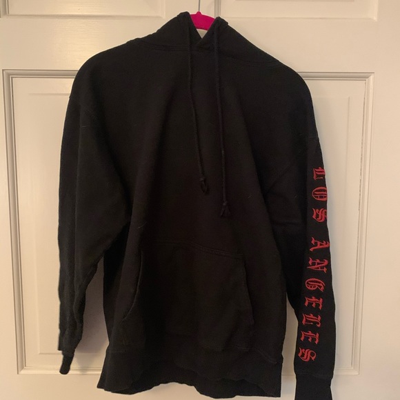 Brandy Melville Sweatshirt - Picture 1 of 3